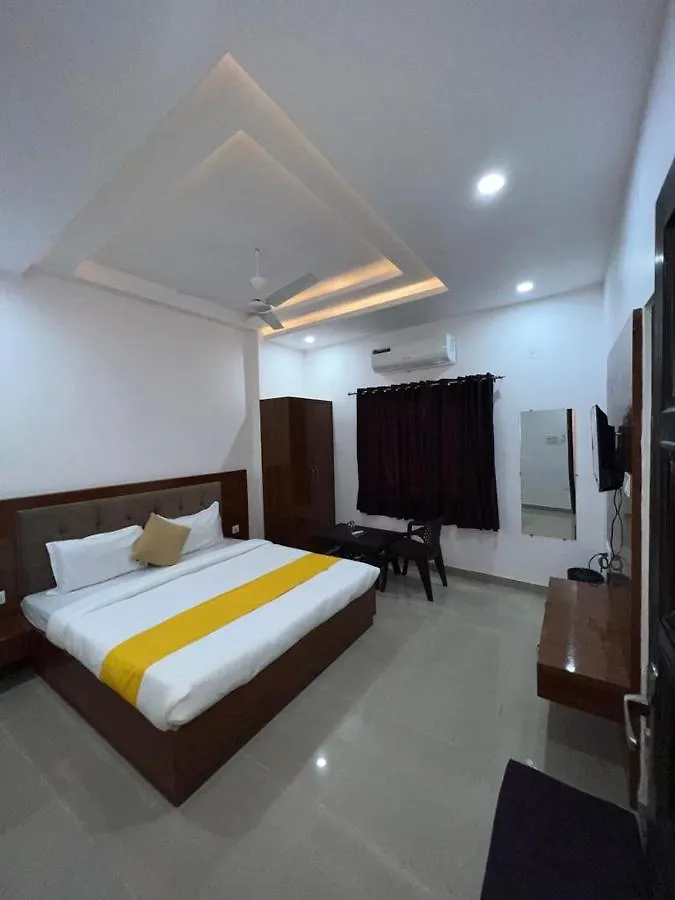 Hotel Sunrise Palace Udaipur